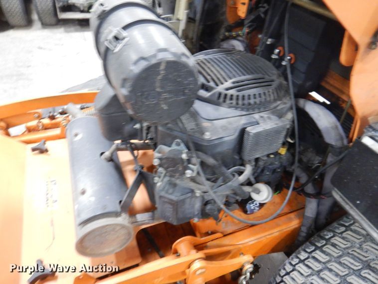 image for item IO9434 2018 Scag V-Ride II  ZTR lawn mower