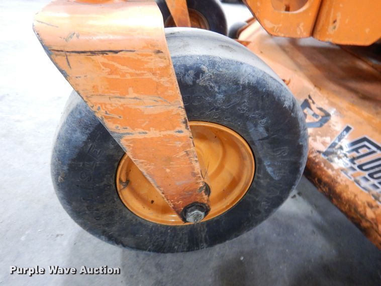 image for item IO9434 2018 Scag V-Ride II  ZTR lawn mower