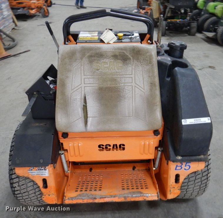 image for item IO9435 2018 Scag V-Ride II  ZTR lawn mower