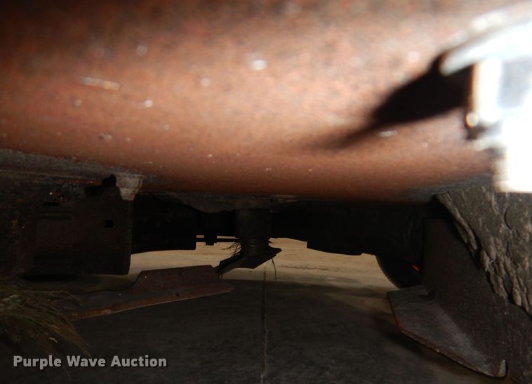 image for item IO9435 2018 Scag V-Ride II  ZTR lawn mower