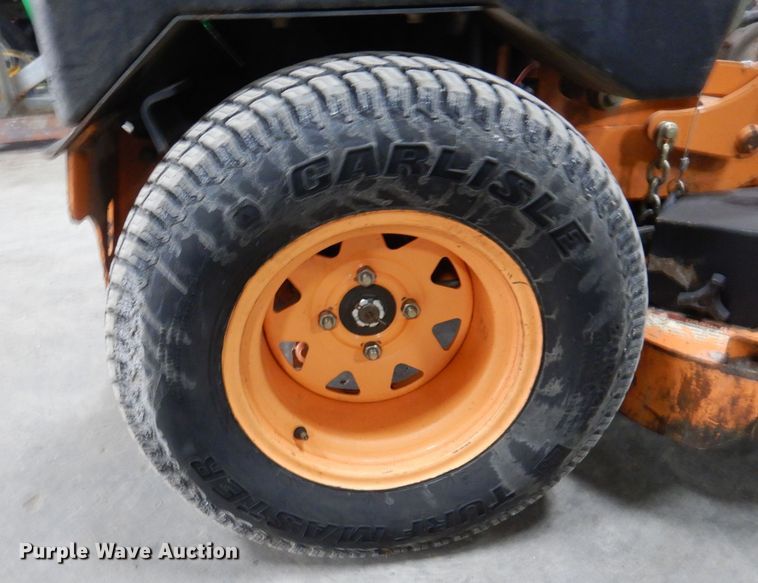 image for item IO9435 2018 Scag V-Ride II  ZTR lawn mower