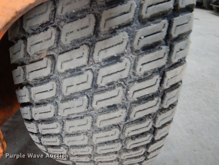 image for item IO9435 2018 Scag V-Ride II  ZTR lawn mower