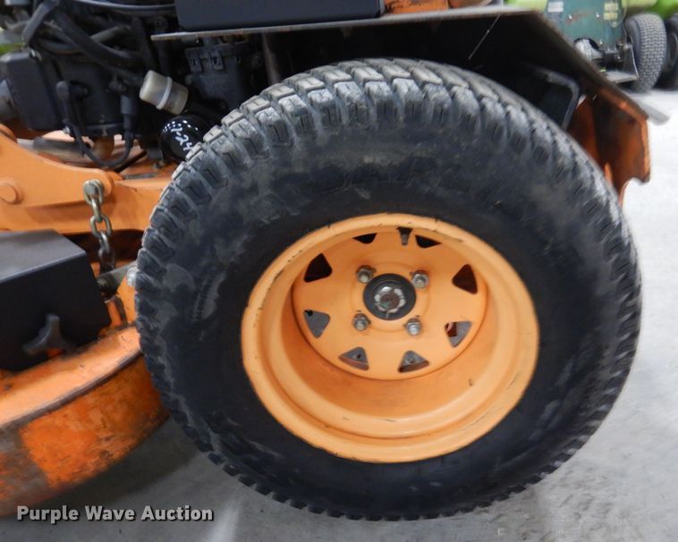 image for item IO9435 2018 Scag V-Ride II  ZTR lawn mower