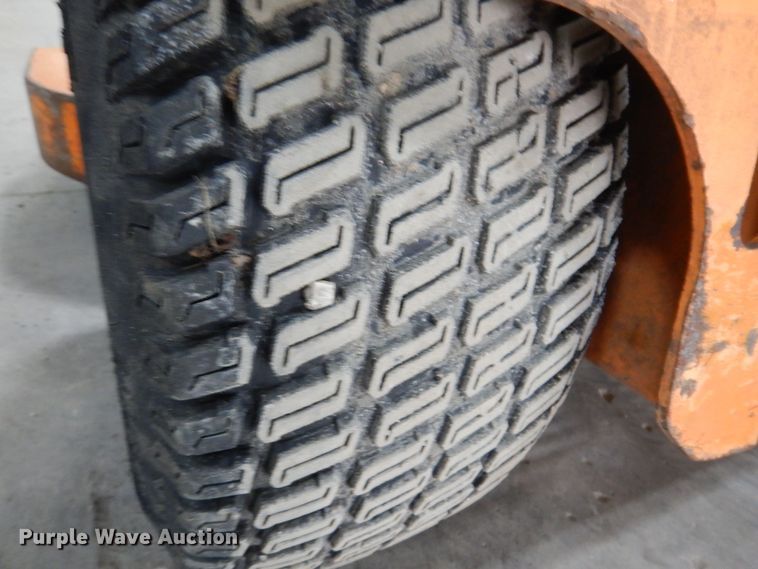 image for item IO9435 2018 Scag V-Ride II  ZTR lawn mower