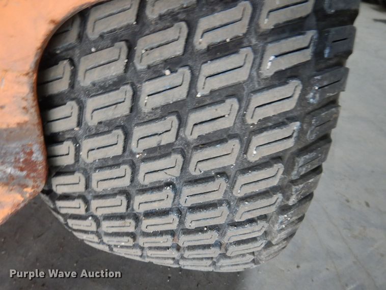 image for item IO9436 2018 Scag V-Ride II  ZTR lawn mower