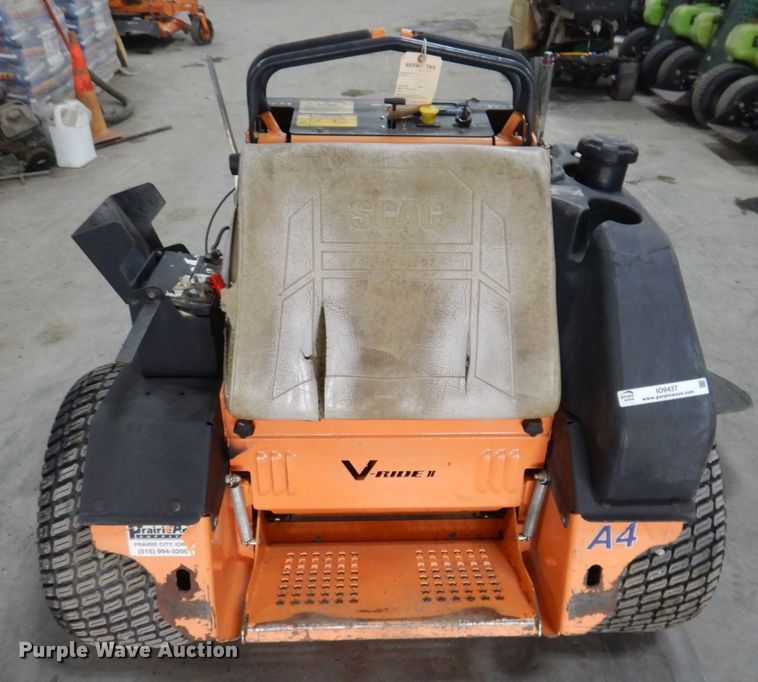 image for item IO9437 2018 Scag V-Ride II  ZTR lawn mower