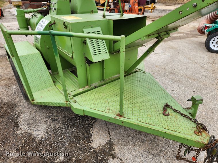 image for item JB9536 Straw blower