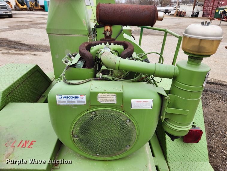 image for item JB9536 Straw blower