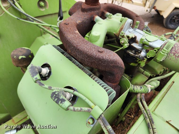 image for item JB9536 Straw blower