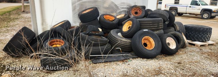 image for item JB9557 Tires and wheels