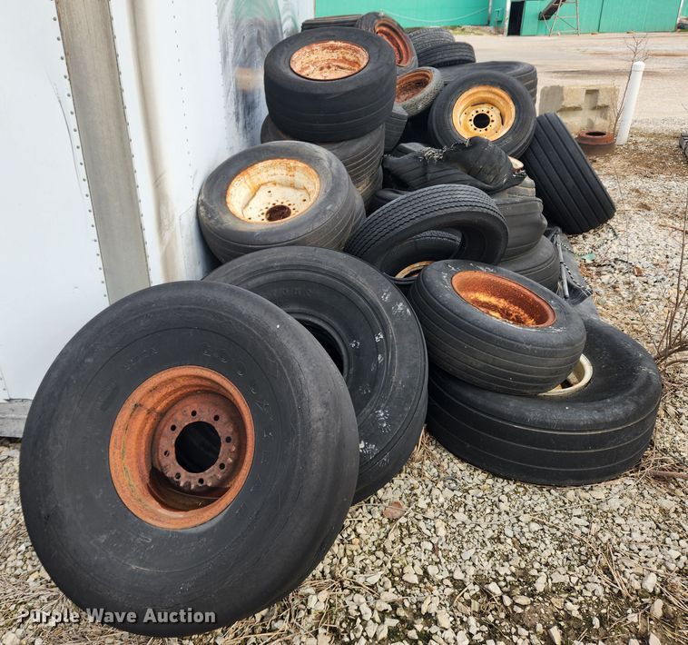 image for item JB9557 Tires and wheels