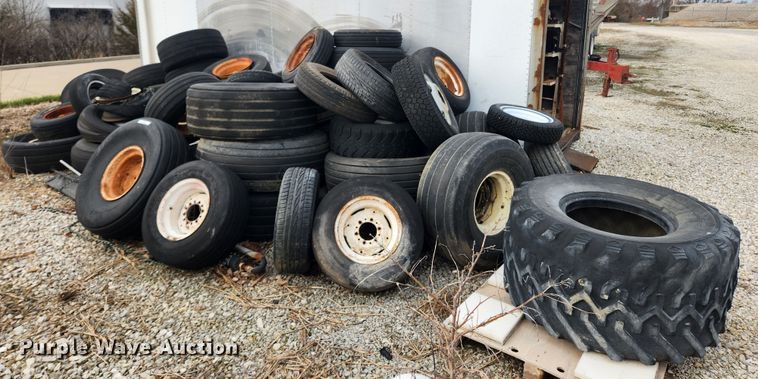 image for item JB9557 Tires and wheels