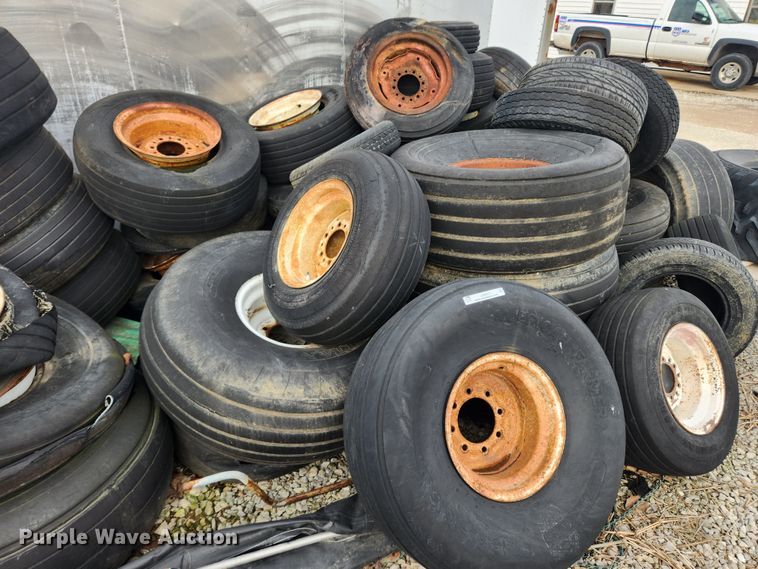 image for item JB9557 Tires and wheels