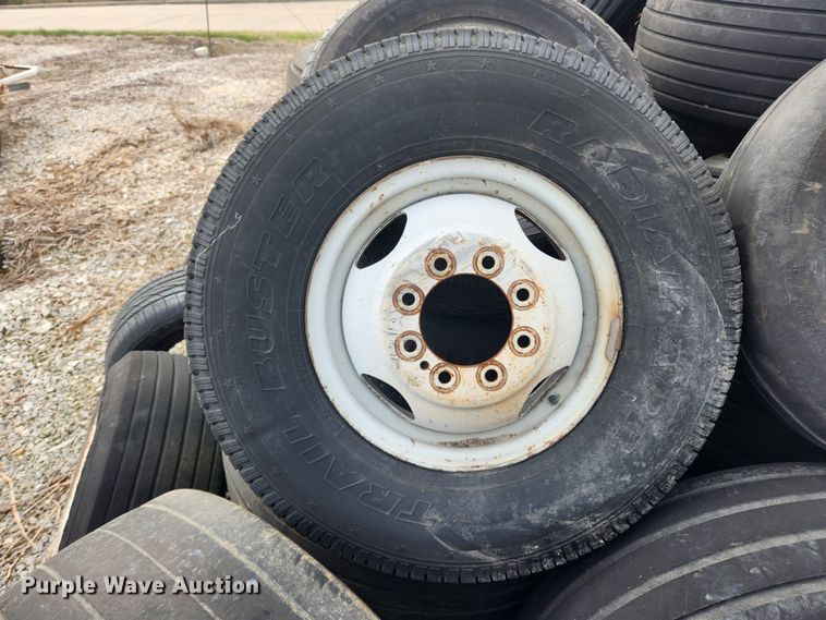 image for item JB9557 Tires and wheels