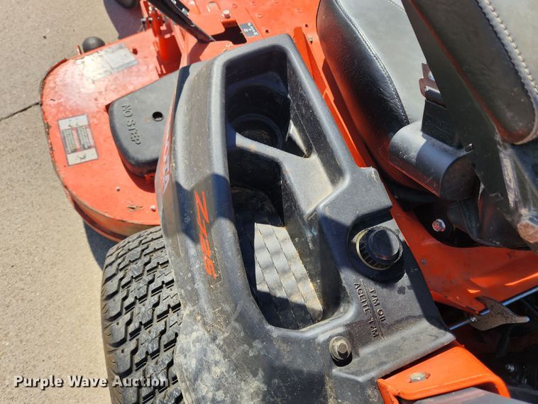 image for item JB9559 Kubota Z725  ZTR lawn mower