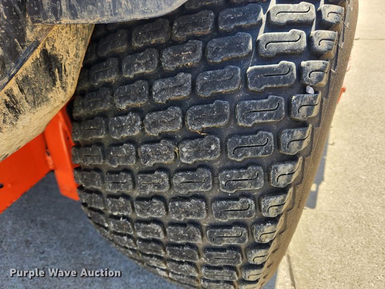 image for item JB9559 Kubota Z725  ZTR lawn mower