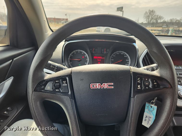 image for item JB9569 2015 GMC Terrain SLE  SUV