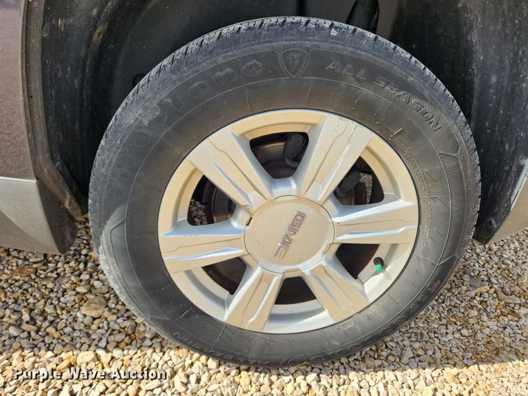 image for item JB9569 2015 GMC Terrain SLE  SUV