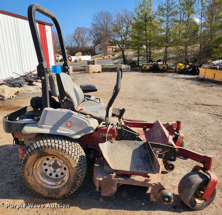 image for item JB9571 Exmark S Series  ZTR lawn mower