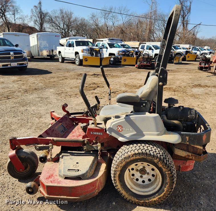 image for item JB9571 Exmark S Series  ZTR lawn mower