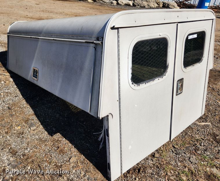 image for item JB9572 Camper shell