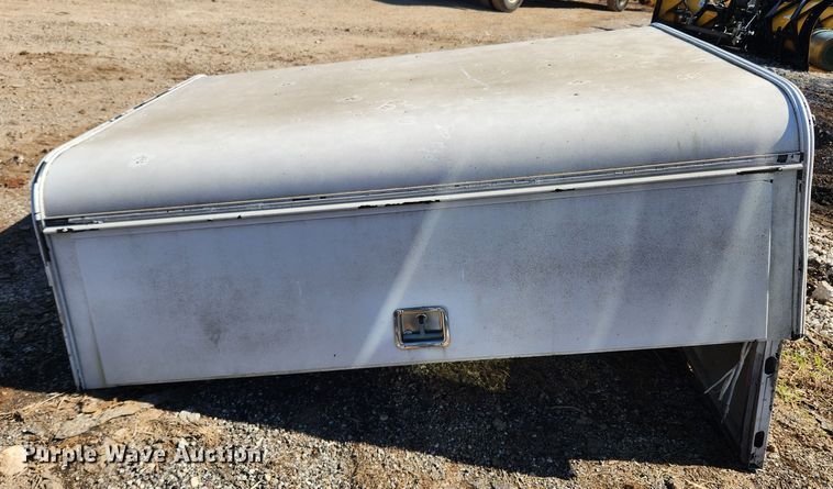 image for item JB9572 Camper shell