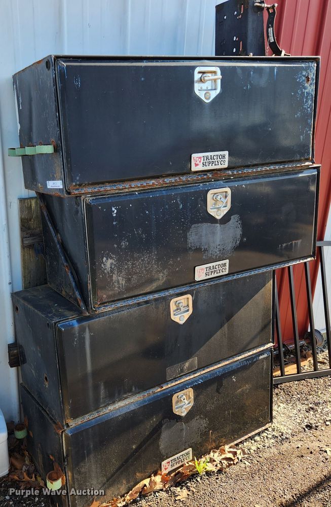 image for item JB9575 (4) toolboxes