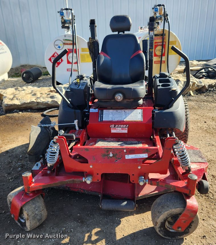 image for item JB9579 Ferris IS 3200Z  ZTR lawn mower