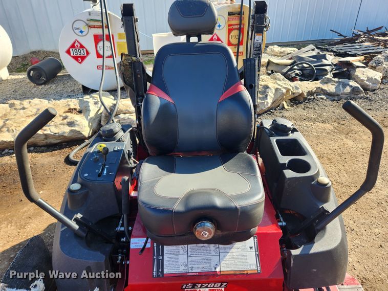 image for item JB9579 Ferris IS 3200Z  ZTR lawn mower