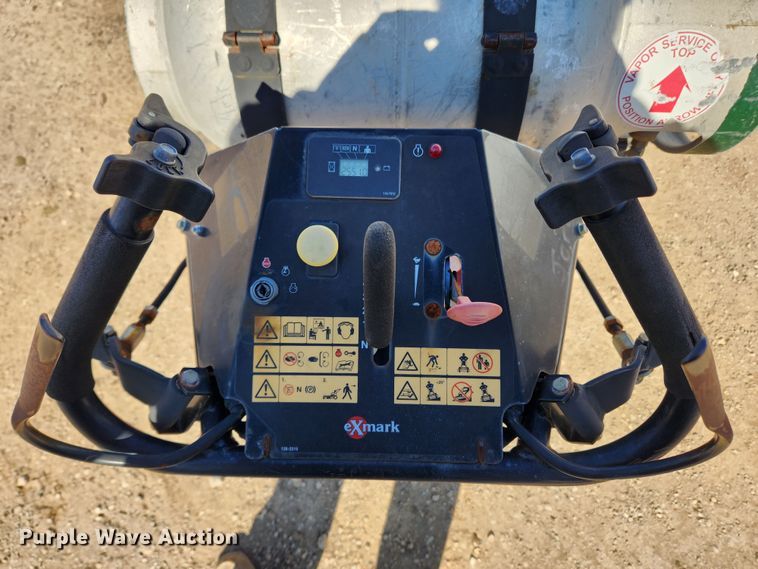 image for item JB9580 Exmark X Series  ZTR lawn mower