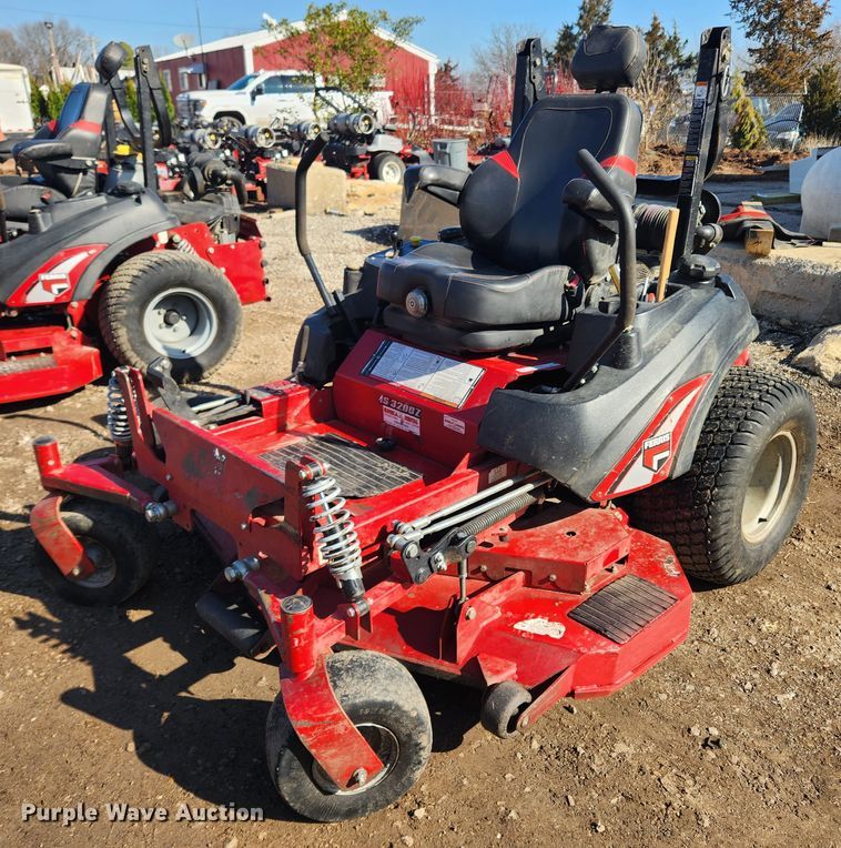 image for item JB9593 Ferris IS 3200Z  ZTR lawn mower