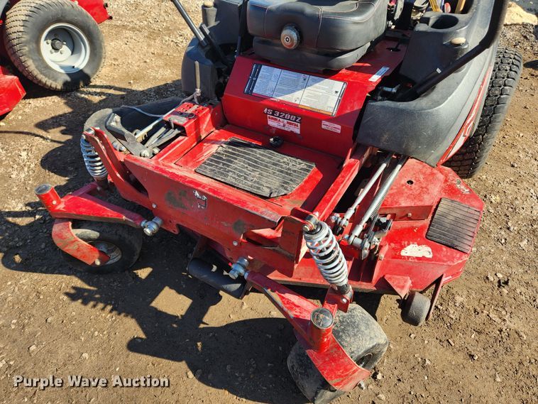 image for item JB9593 Ferris IS 3200Z  ZTR lawn mower