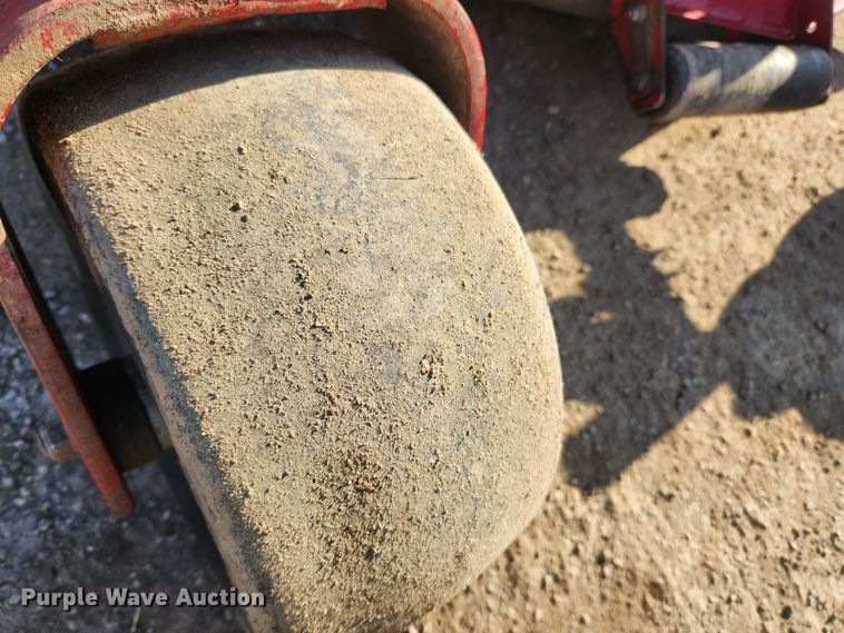 image for item JB9594 Ferris IS 3200Z  ZTR lawn mower