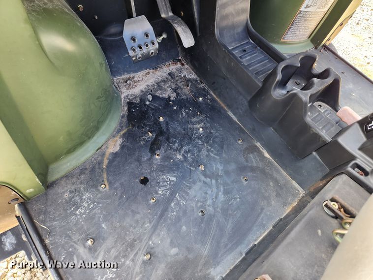 image for item JB9616 John Deere Gator 855D  utility vehicle