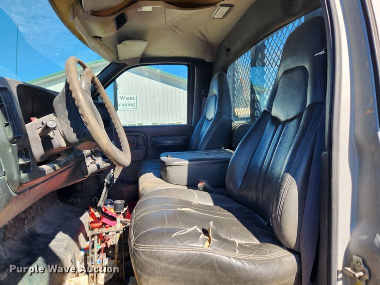 image for item JB9650 2004 Chevrolet C7500  dump flatbed truck