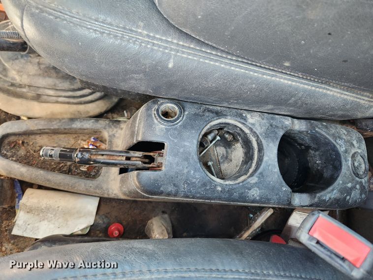 image for item JB9650 2004 Chevrolet C7500  dump flatbed truck