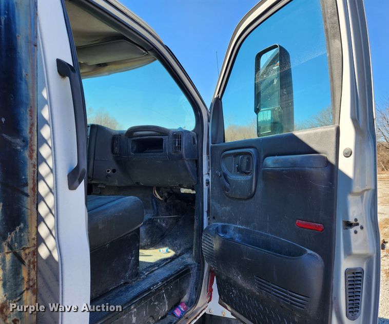 image for item JB9650 2004 Chevrolet C7500  dump flatbed truck