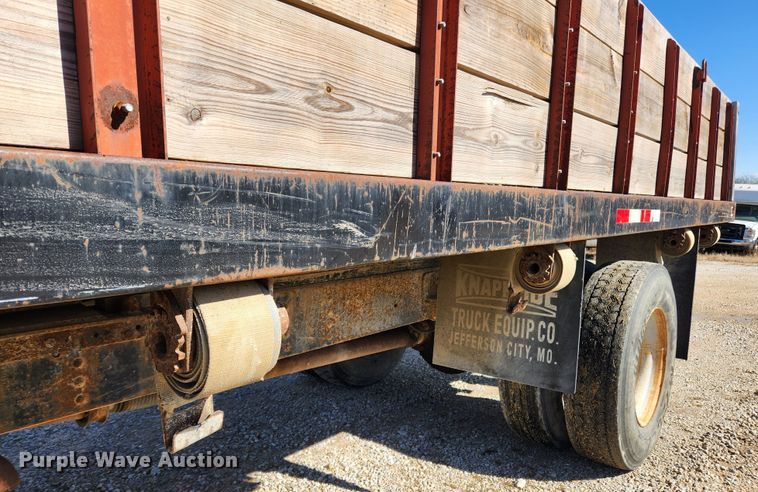 image for item JB9650 2004 Chevrolet C7500  dump flatbed truck