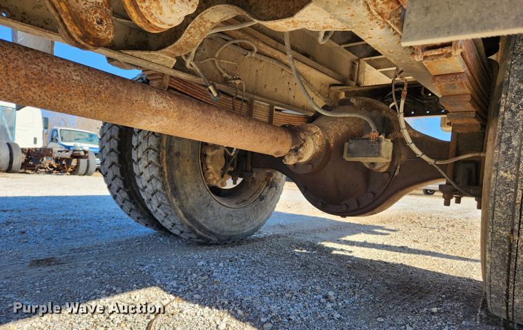 image for item JB9650 2004 Chevrolet C7500  dump flatbed truck