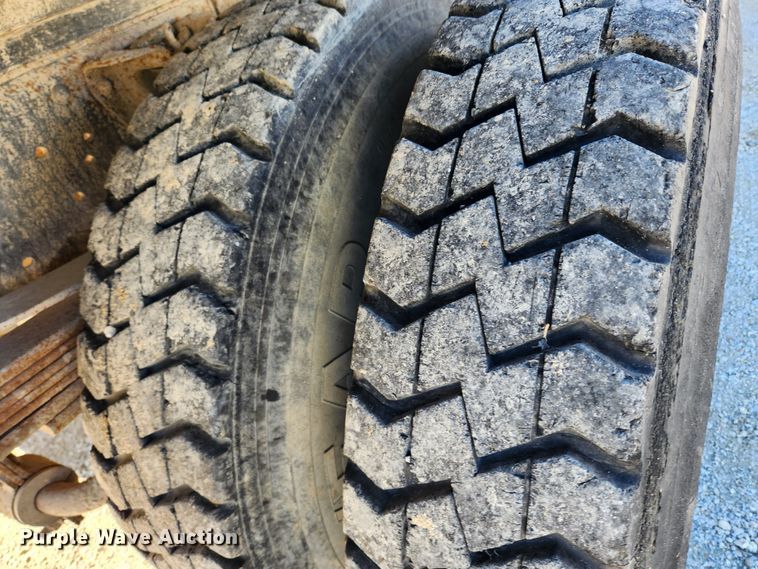 image for item JB9650 2004 Chevrolet C7500  dump flatbed truck