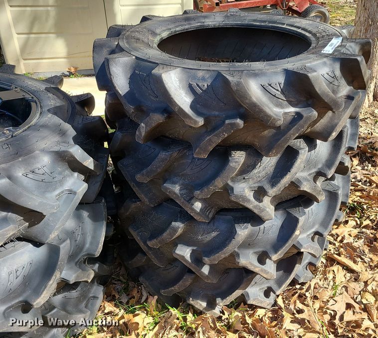 image for item JG9361 (4) BKT AT33x8-18 tires