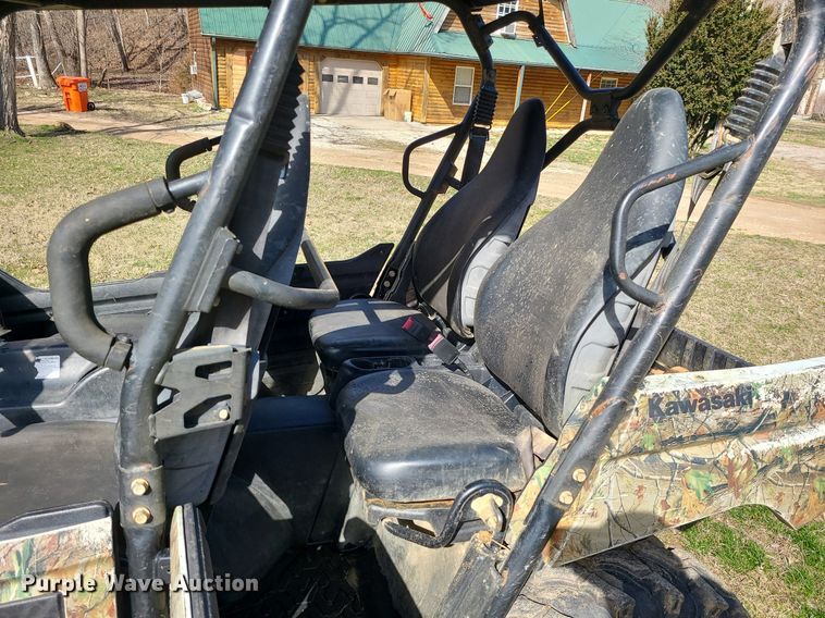 image for item JG9365 2014 Kawasaki Teryx4  utility vehicle