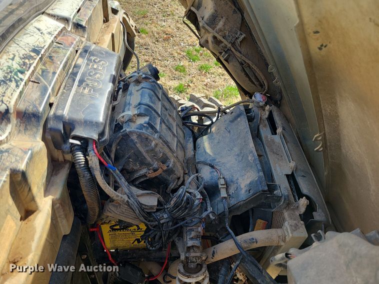 image for item JG9365 2014 Kawasaki Teryx4  utility vehicle