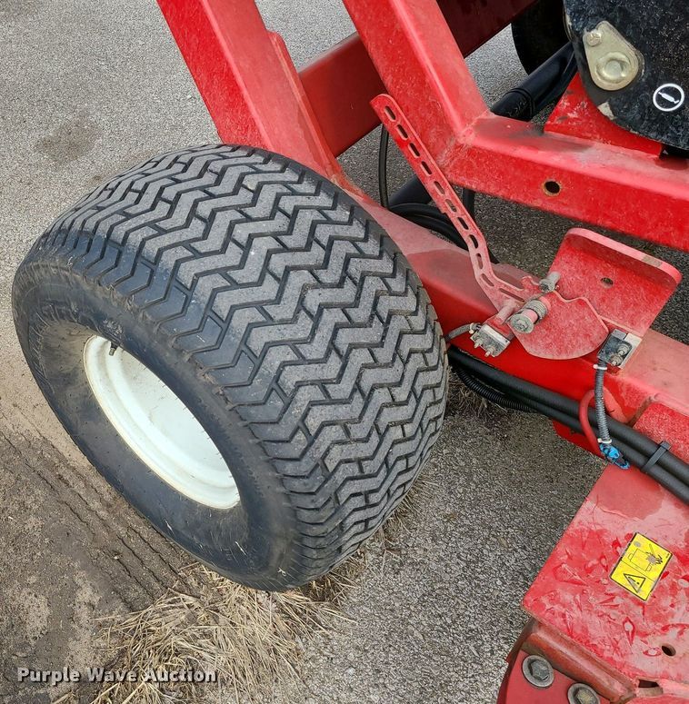 image for item JG9366 Toro Pro Sweep 5200  turf sweeper