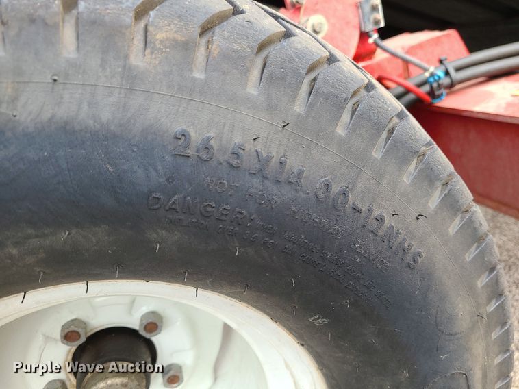 image for item JG9366 Toro Pro Sweep 5200  turf sweeper