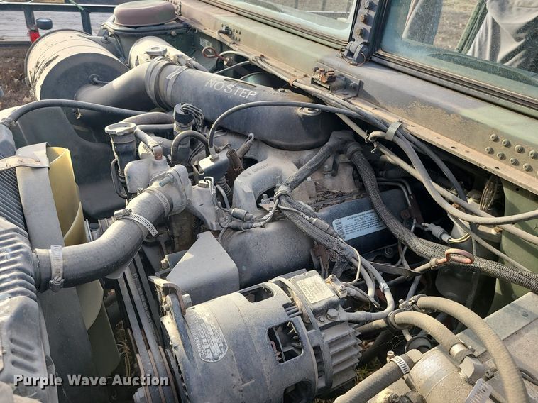 image for item JG9370 1992 Am General Humvee M998  SUV