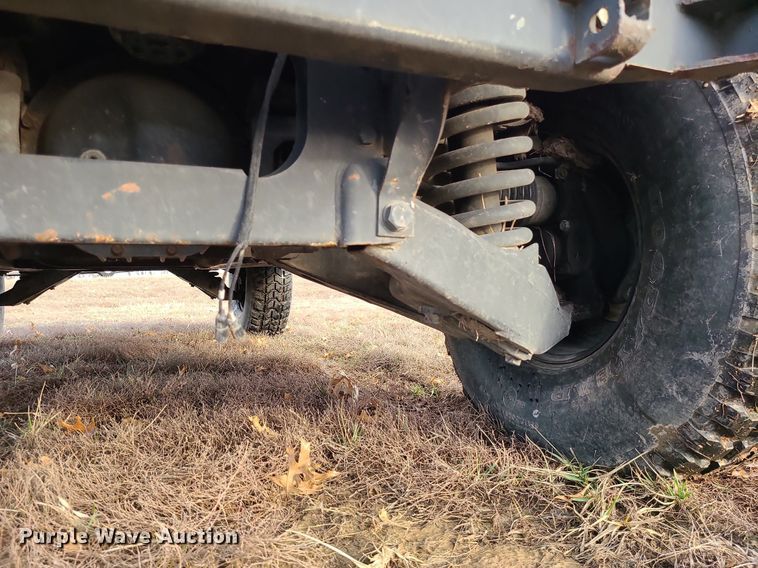 image for item JG9370 1992 Am General Humvee M998  SUV