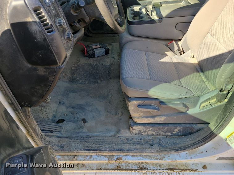 image for item JG9373 2015 GMC Sierra 1500  Crew Cab pickup truck