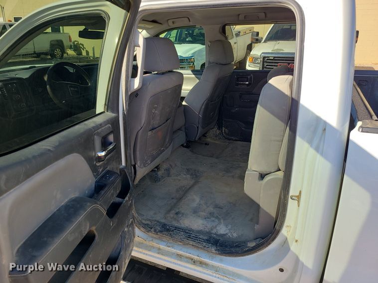 image for item JG9373 2015 GMC Sierra 1500  Crew Cab pickup truck