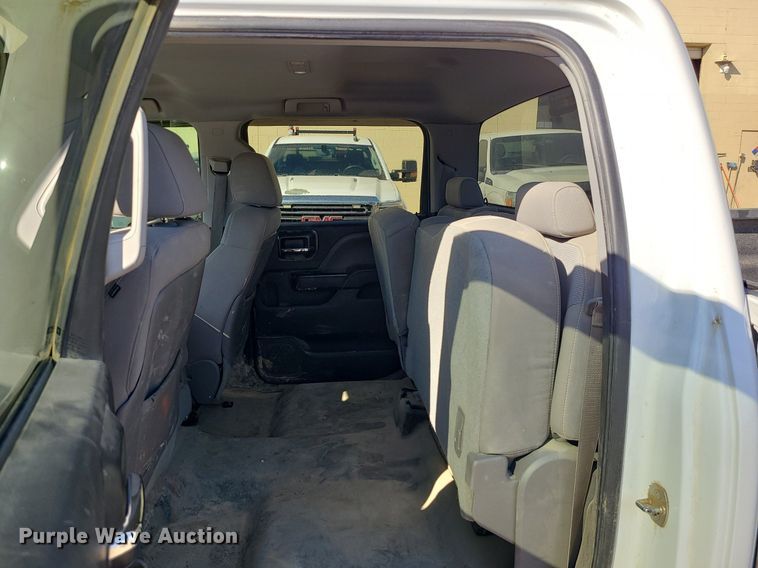 image for item JG9373 2015 GMC Sierra 1500  Crew Cab pickup truck